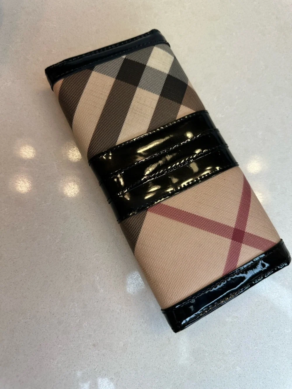 Burberry Beige Plaid Wallet with Black Patent Trim - Picture 5 of 9
